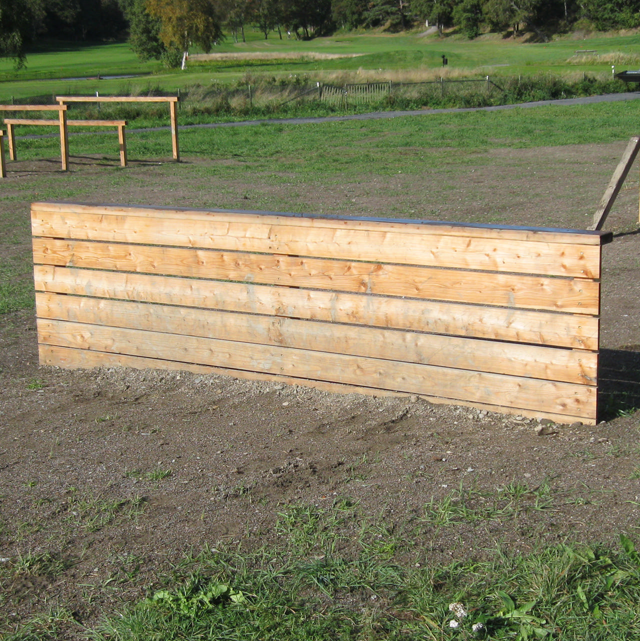 Hindervägg, hinderbana