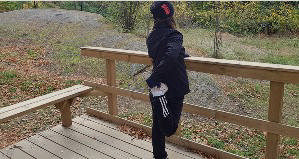 Stretchyta med räcke