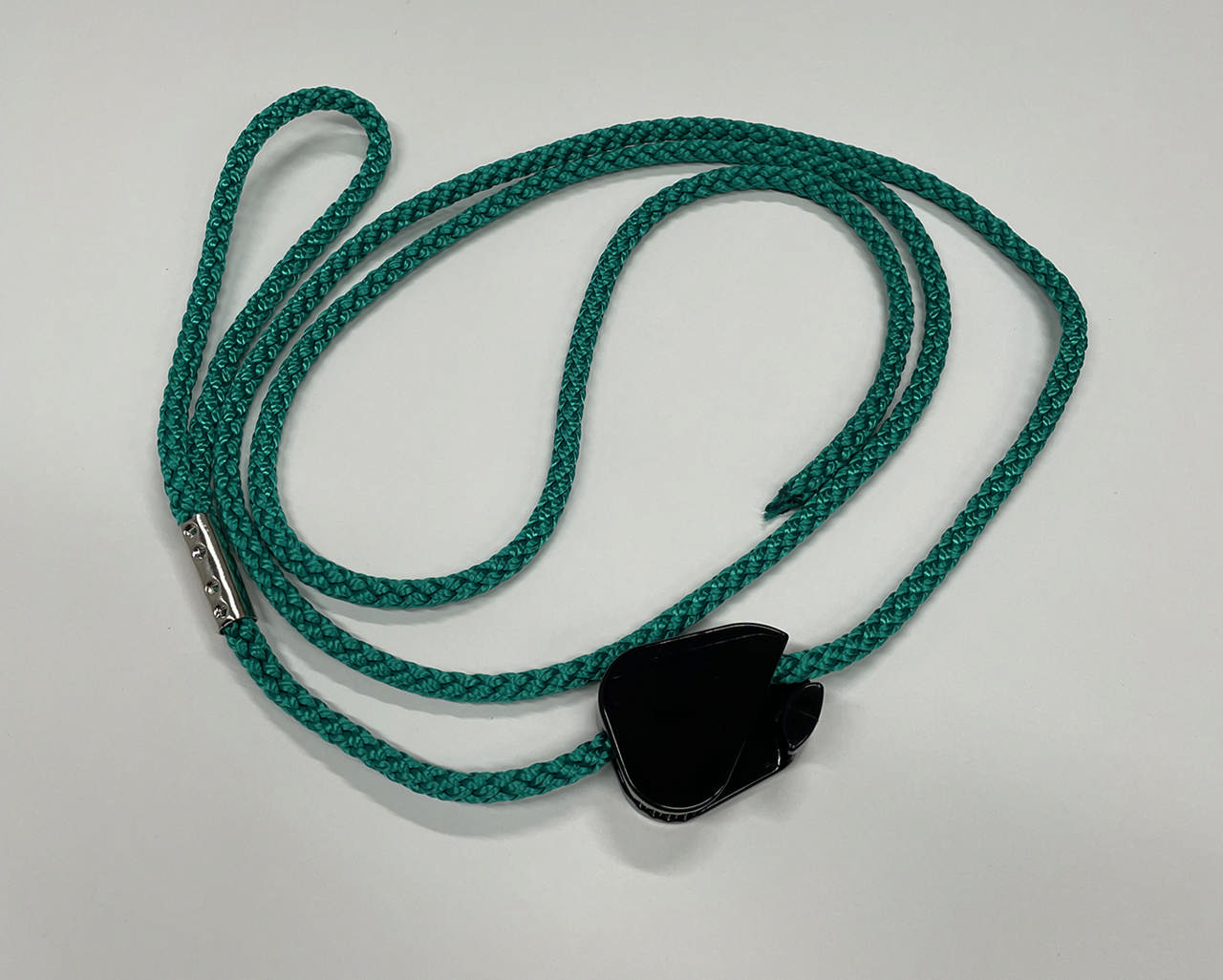 Spændetov og hurtigudløser til konkurrence volleyballnet