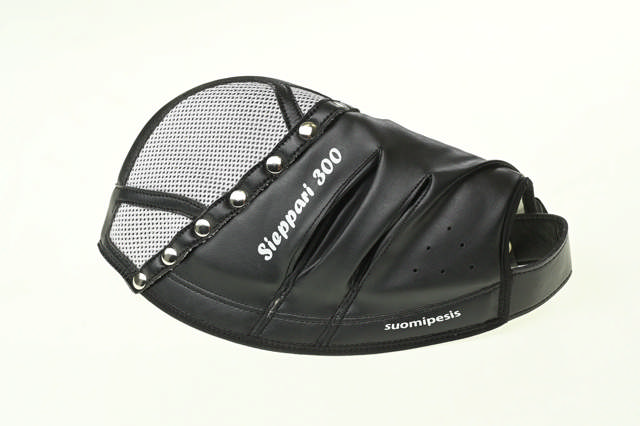 Pesäpalloräpylä Sieppari 300, left