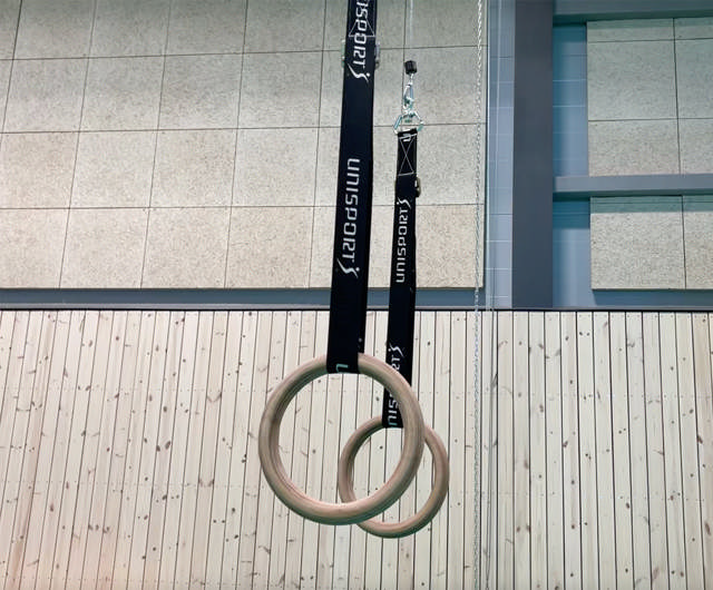 Ylösvedettävät voimistelurenkaat J101