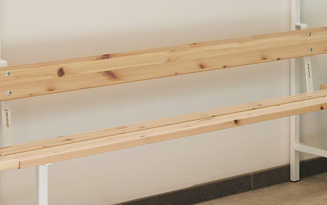 Pukuhuonepenkin laud pi. 2,5 m