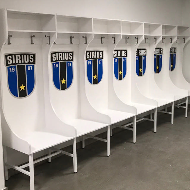 Omklädningskåp 600 förmonterad