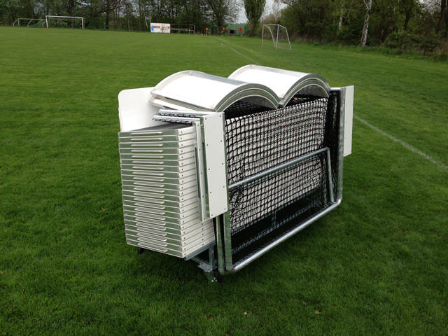 Pienpelikaukalo 15 x 11 m, korkeus 0.5 m