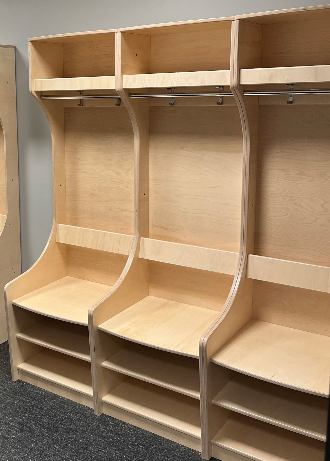 Omklädningskåp 600 förmonterad