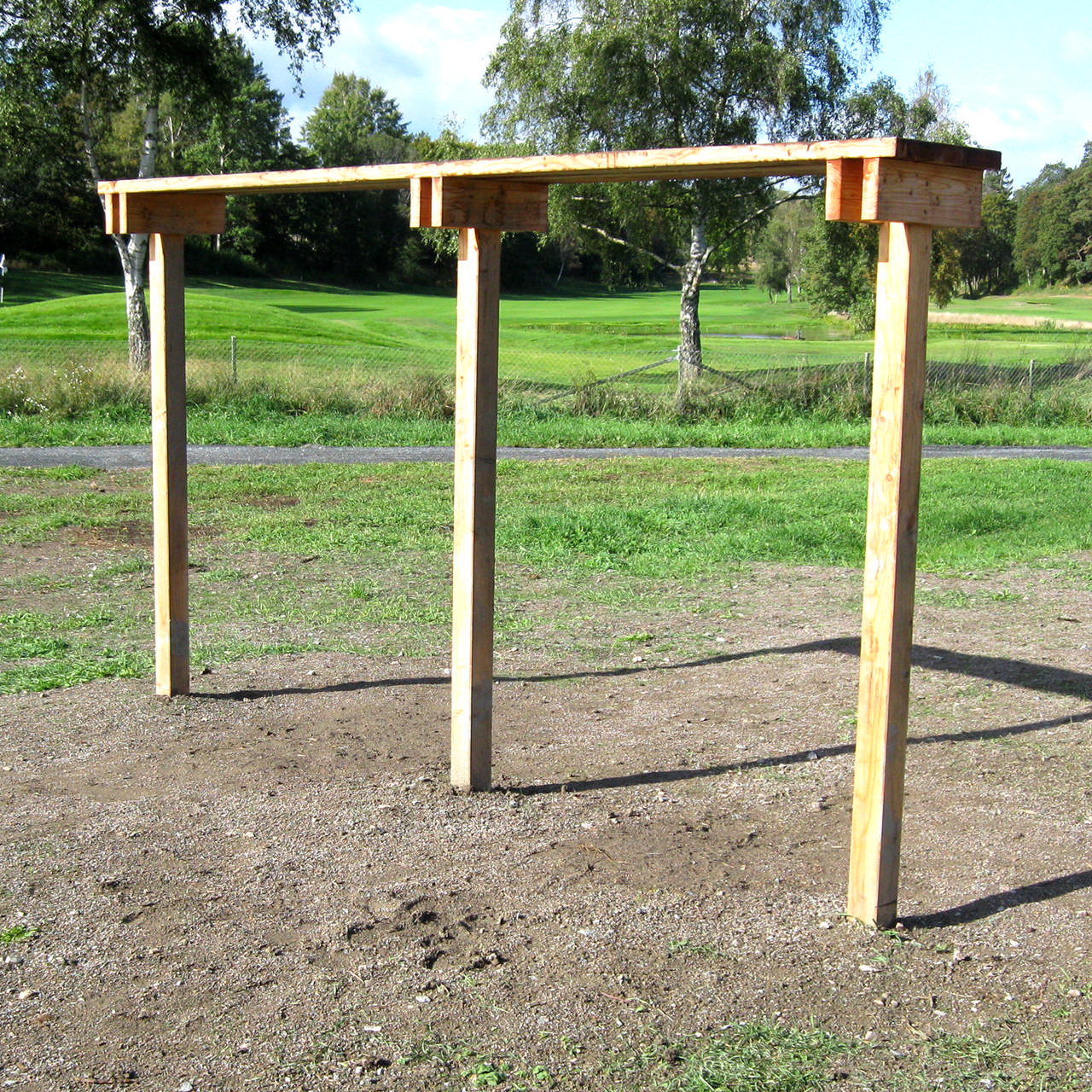 Irländska bordet, hinderbana